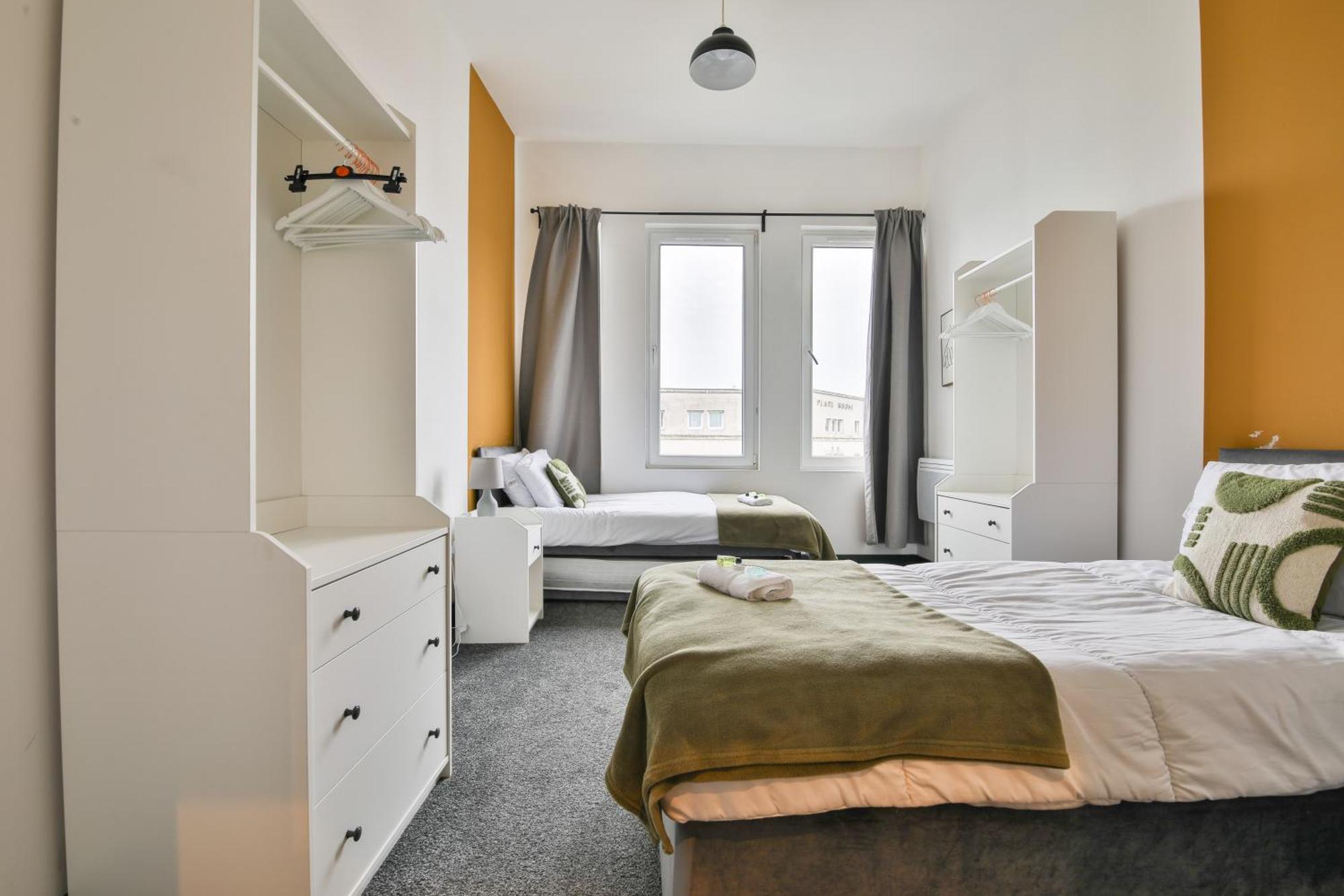 The Kingsway- 2 Bedroom Central Swansea Apartments By Stayright Zewnętrze zdjęcie