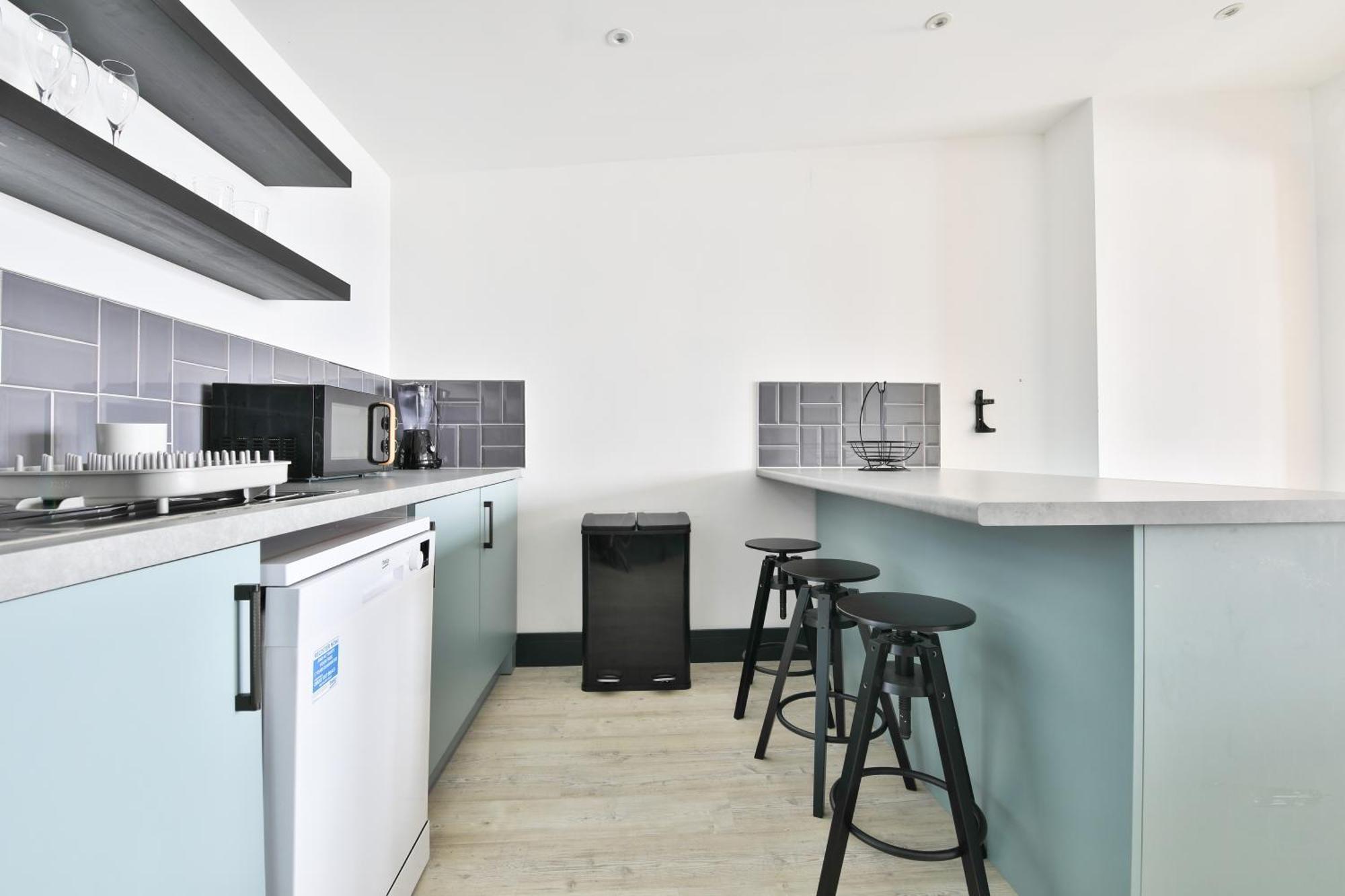 The Kingsway- 2 Bedroom Central Swansea Apartments By Stayright Zewnętrze zdjęcie