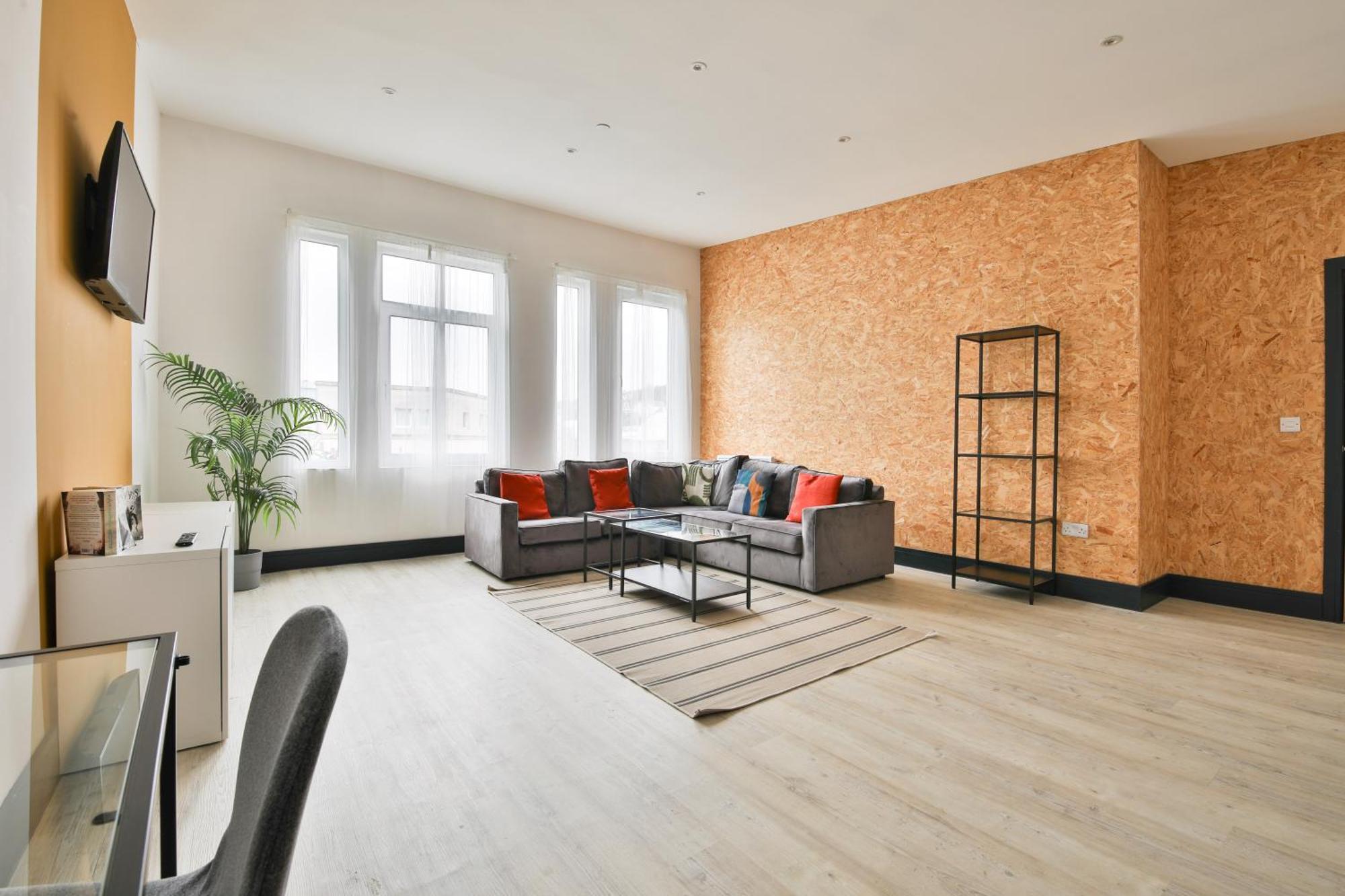 The Kingsway- 2 Bedroom Central Swansea Apartments By Stayright Zewnętrze zdjęcie