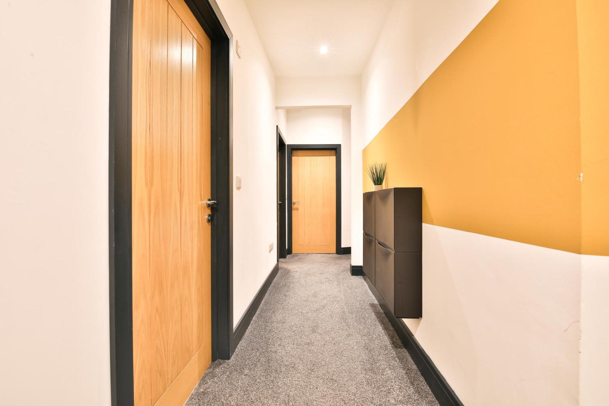 The Kingsway- 2 Bedroom Central Swansea Apartments By Stayright Zewnętrze zdjęcie