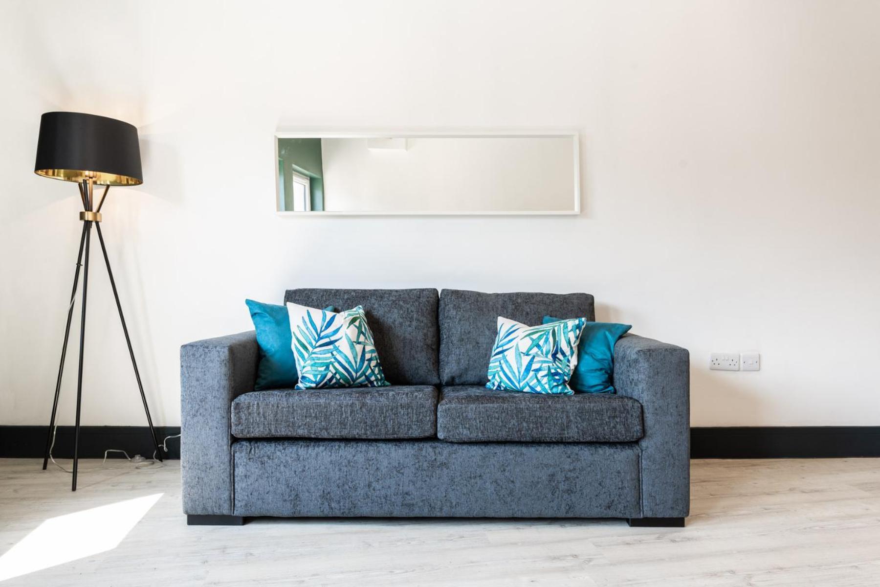 The Kingsway- 2 Bedroom Central Swansea Apartments By Stayright Zewnętrze zdjęcie