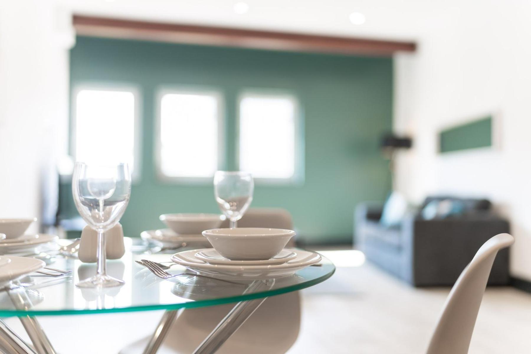 The Kingsway- 2 Bedroom Central Swansea Apartments By Stayright Zewnętrze zdjęcie