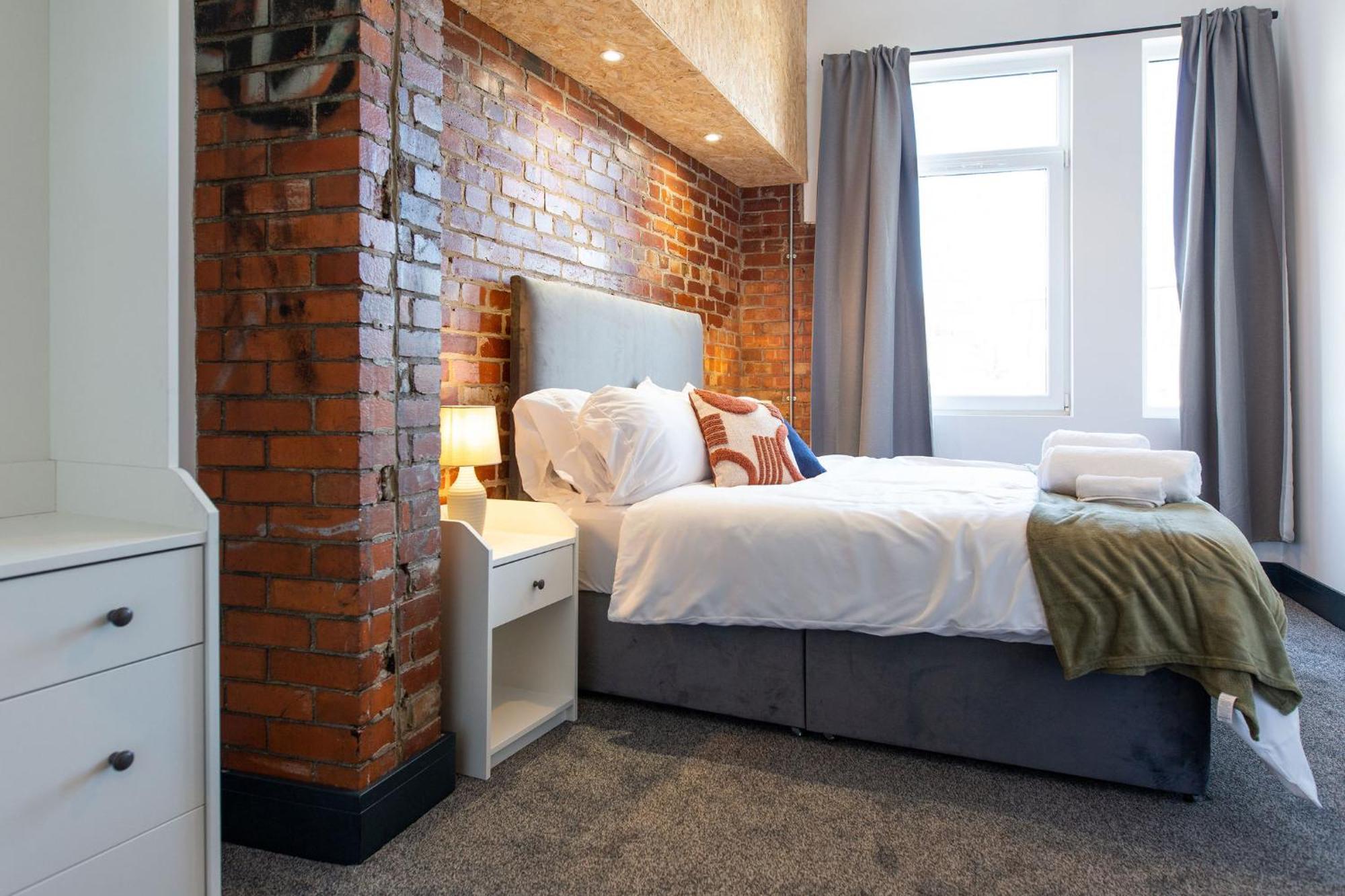 The Kingsway- 2 Bedroom Central Swansea Apartments By Stayright Zewnętrze zdjęcie